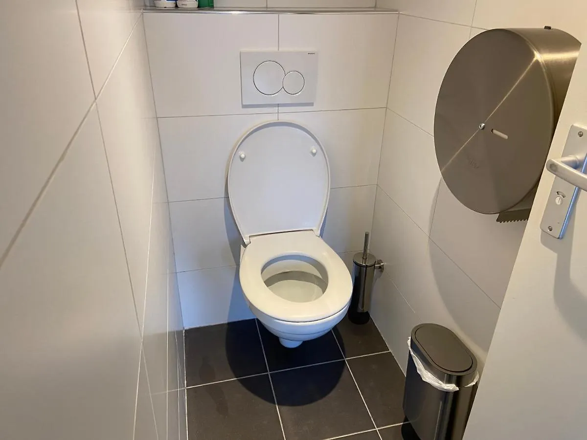 Xplore Hostel Амстердам Нидерланды