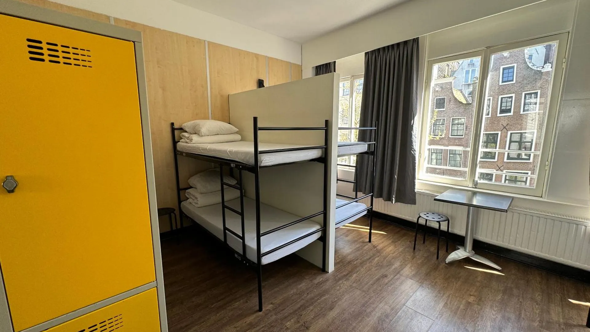 Xplore Hostel Amsterdam